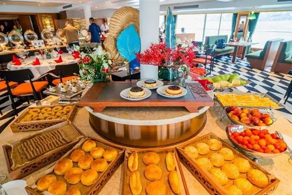 长江奇迹号游轮餐厅美食